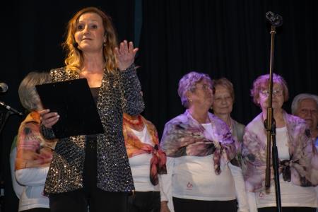 ‘‘Korenine preteklosti, sadovi prihodnosti” (33)